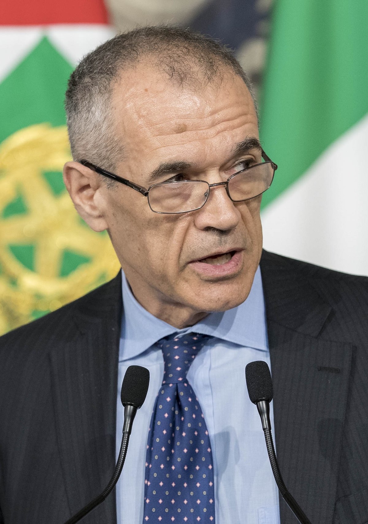 Il Prof. Carlo Cottarelli al termine dell'incontro con il Presidente Sergio Mattarella. .(foto di Francesco Ammendola - Ufficio per la Stampa e la Comunicazione della Presidenza della Repubblica)